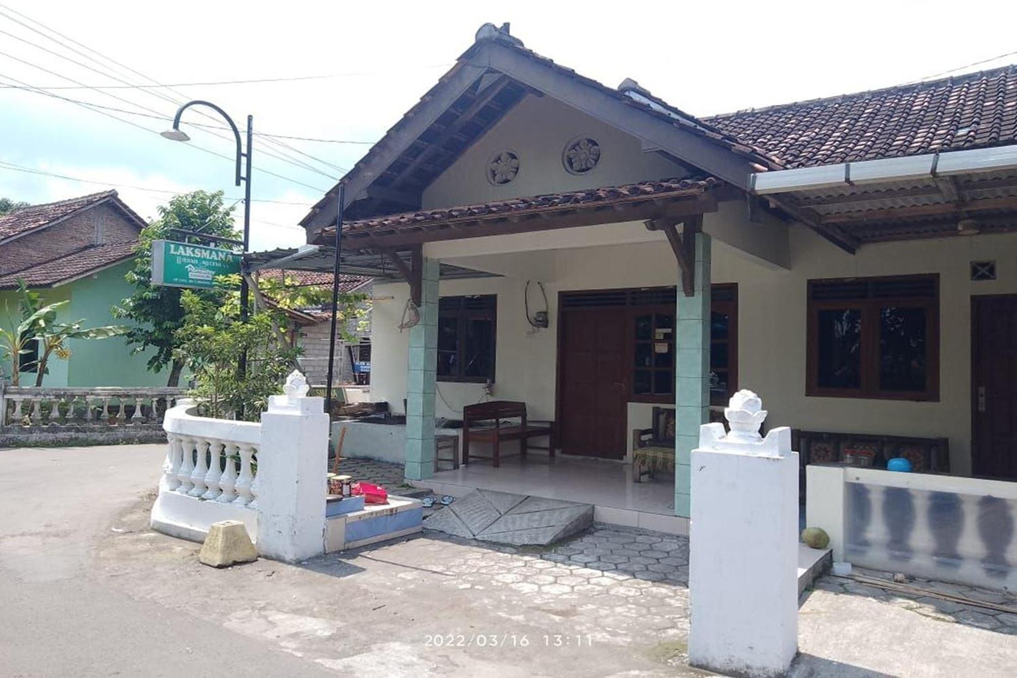 Homestay Damandiri Prambanan Syariah Salakan Exteriör bild